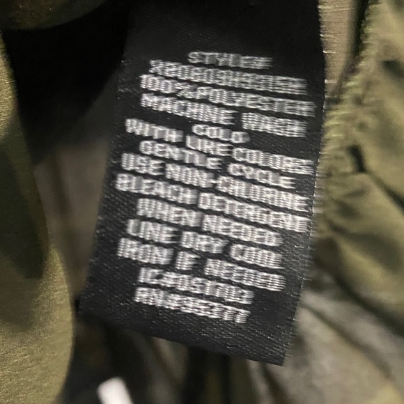 Sanctuary Green Camouflage Ruffle Blouse - Picture 3 of 4